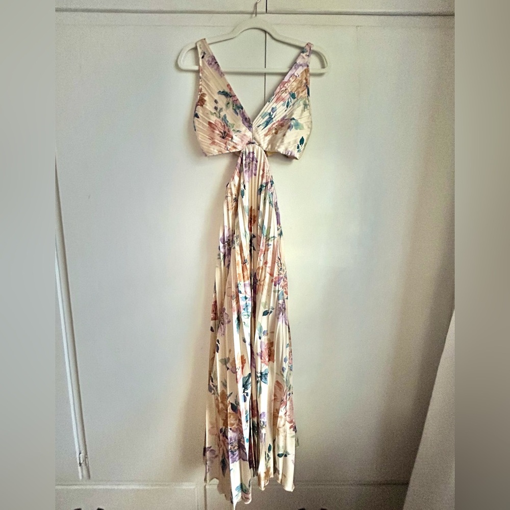 Abercrombie & Fitch Giselle Pleated Cutout Maxi Dress